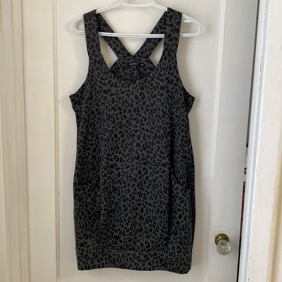 Cute leopard apron dress/top - Picture 1 of 4